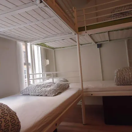 Hostel Gracia *